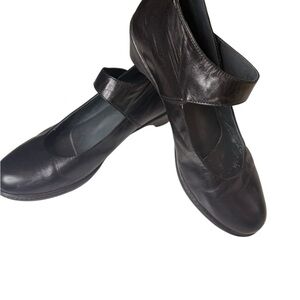 Dansko | Mary Jane Black Leather Comfort Heel | Sz 40
